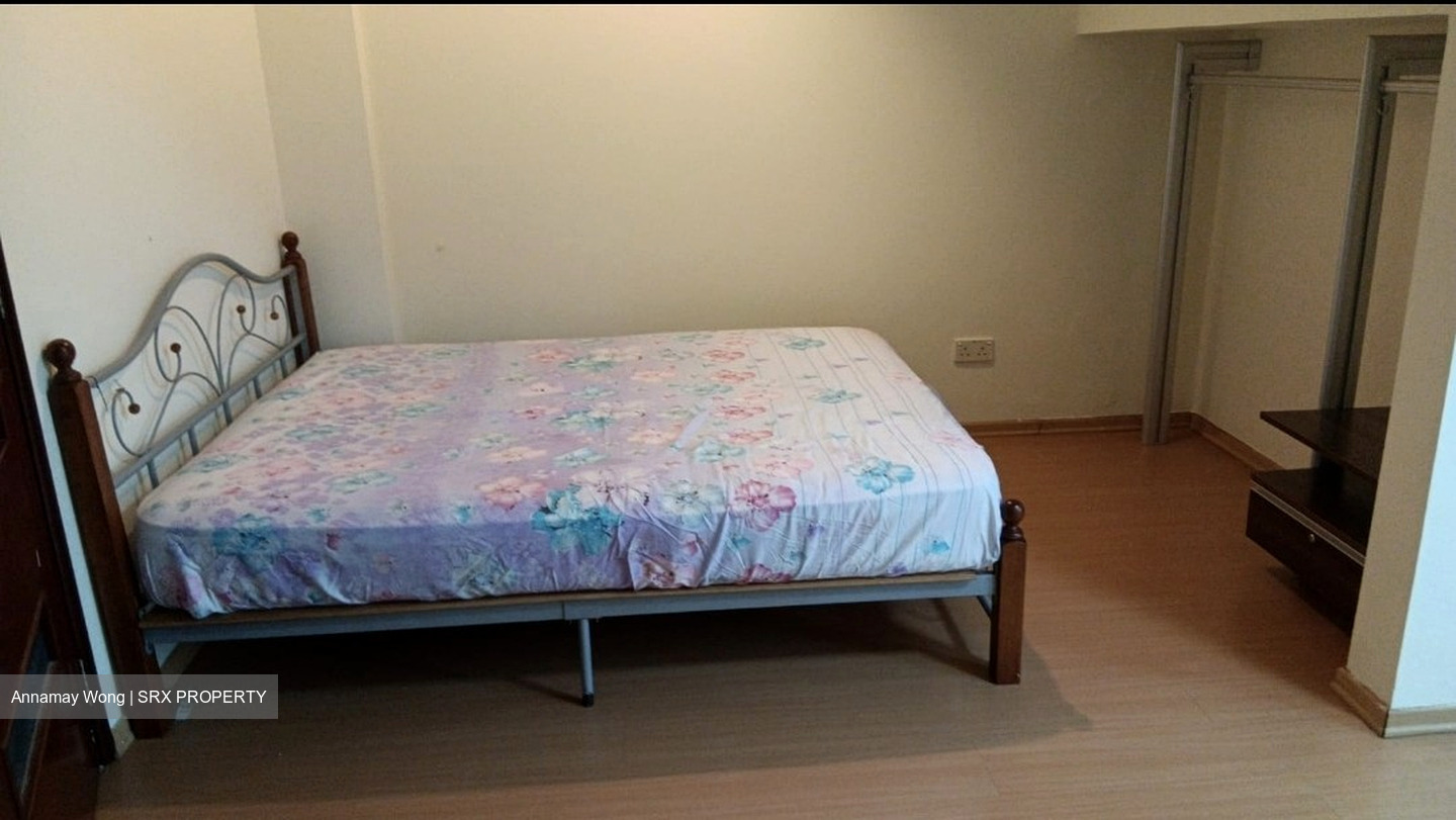 Sennett Estate (D13), Terrace #445810851